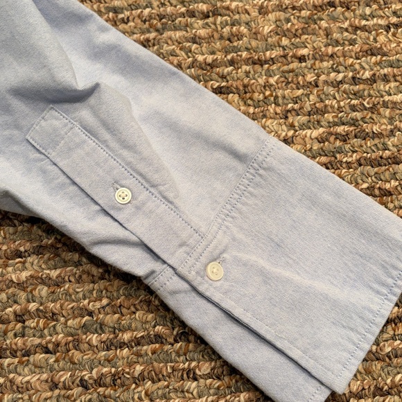 Everlane The Boxy Oxford Organic Cotton Button Down Shirt - Picture 8 of 8